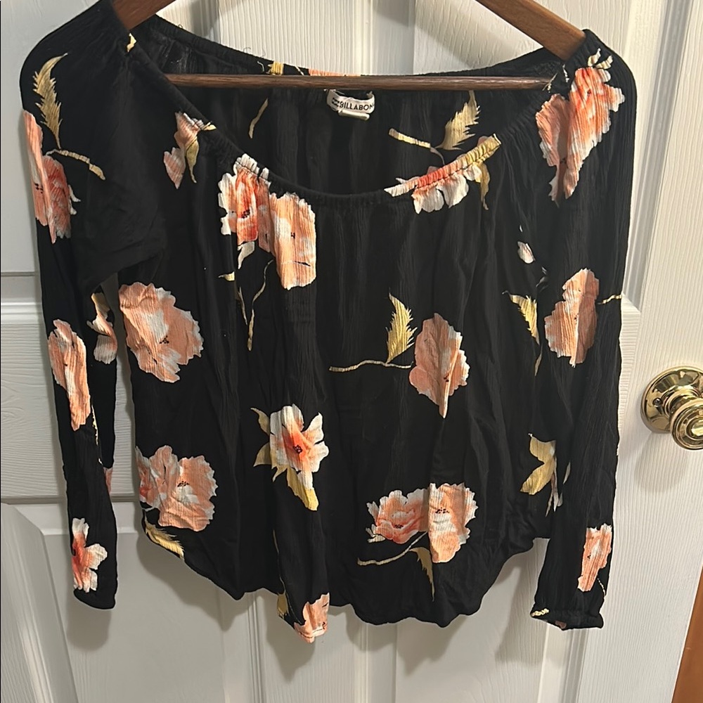 Billabong-Chic Black Floral Women's Top